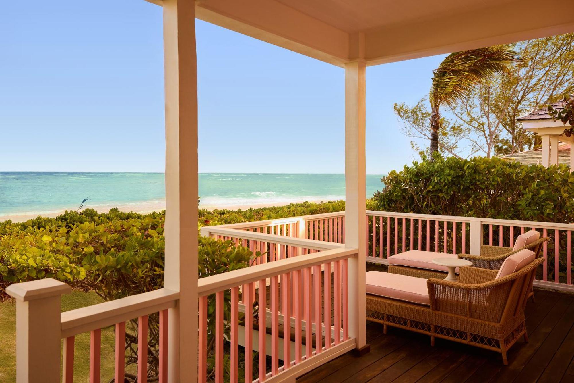 Casa de Campo de 2 Quartos à Beira-mar com Vista da Vegetação